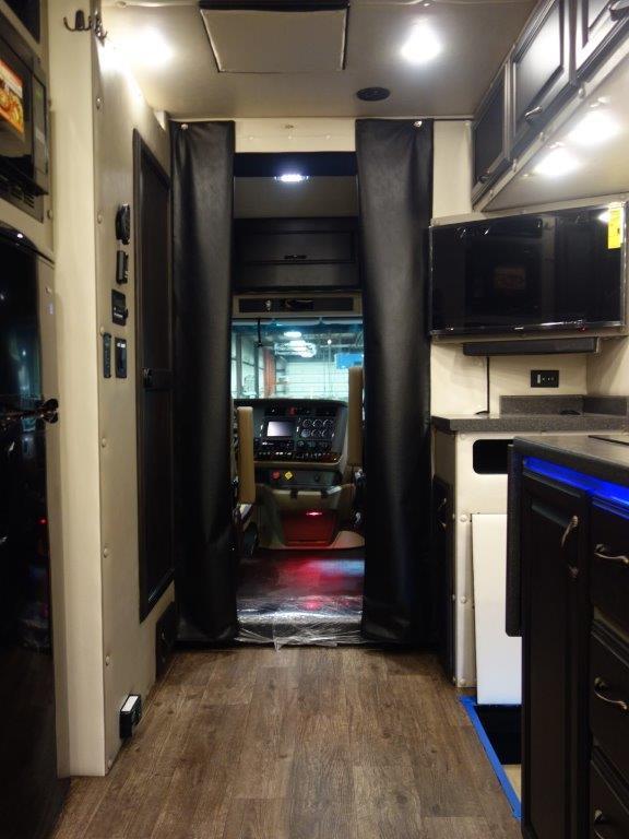 2019 Kenworth T680 with 156 Inch ARI Legacy II RBSD Sleeper - 1769 ...