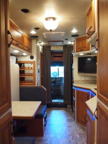 frame inch 32 door 2015 with Cascadia 144 Inch Freightliner ARI II Legacy