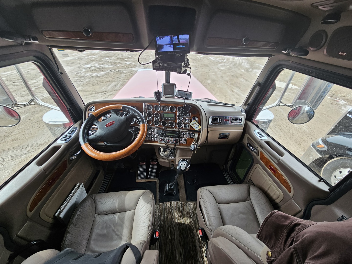 Ari legacy sleepers interior