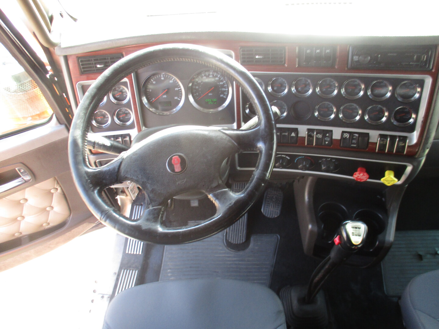 2007 Kenworth W900 This Is Not An Ari