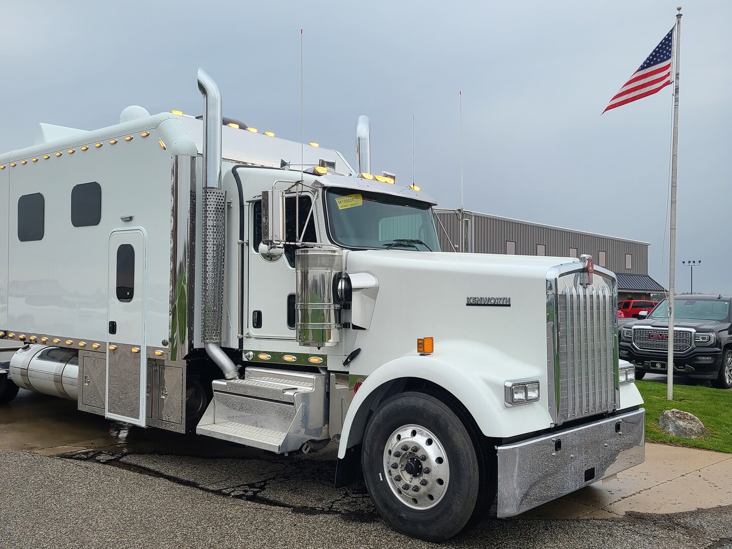 2024 Kenworth W900 Ext Cab with 156 Inch ARI Legacy II RBSD Sleeper